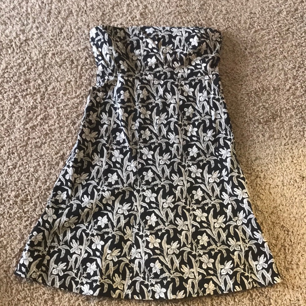 Strapless dress